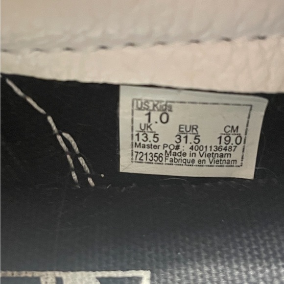 Cheetah Kids Vans - Picture 5 of 5